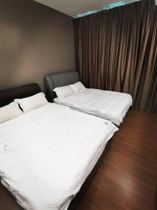 Teo Resident2vivacity Jazz 4 Apartment Kuching
